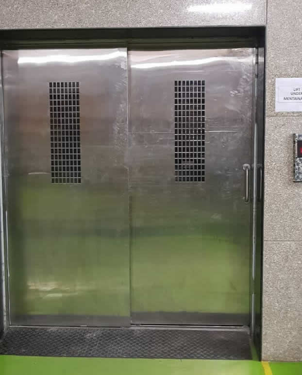 Mitsubishishi Industrial Lift